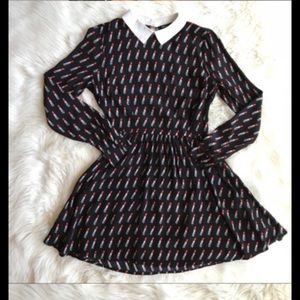 Super chic lip stick dress 💄